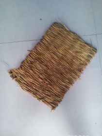 Natural straw mat (size: large)